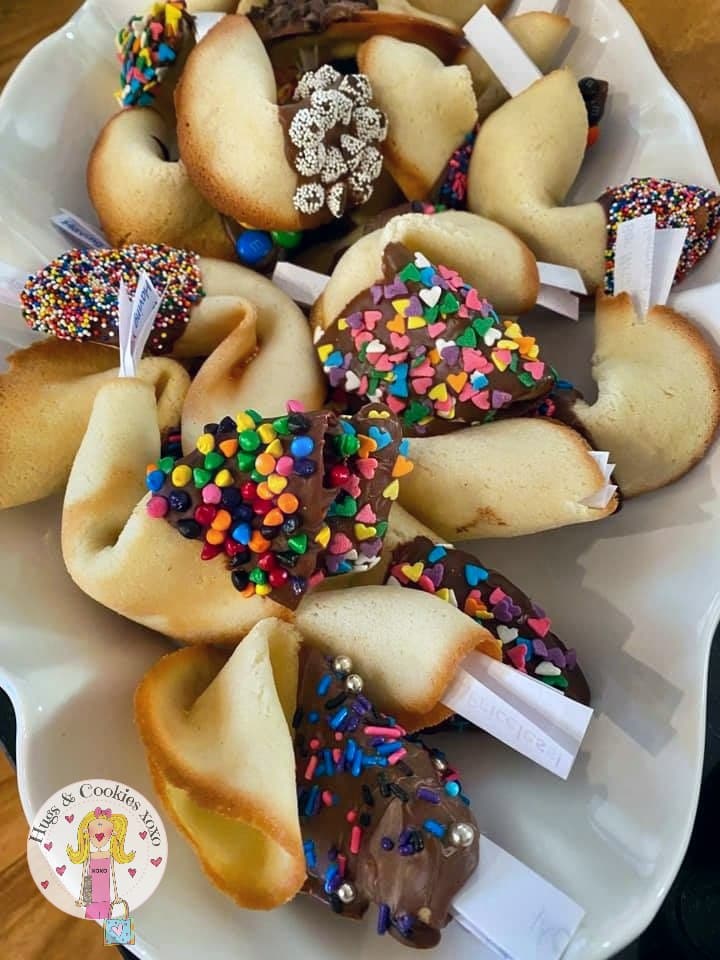 HOMEMADE CHOCOLATE DIPPED FORTUNE COOKIES