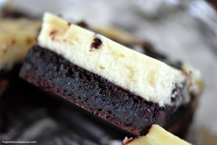 THE ULTIMATE CHEESECAKE BROWNIE BARS