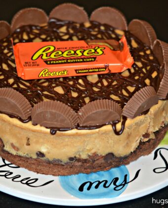 peanut butter cup cheesecake