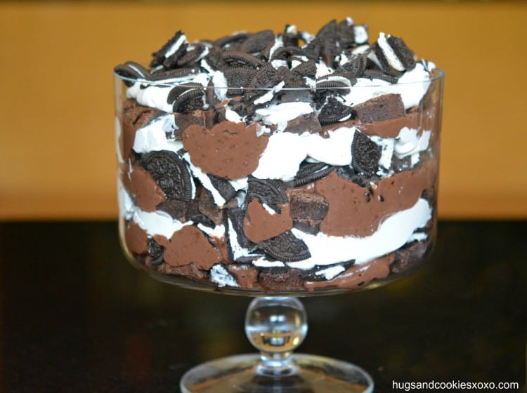 Dark Chocolate Mint Trifle - Brownie Bites Blog