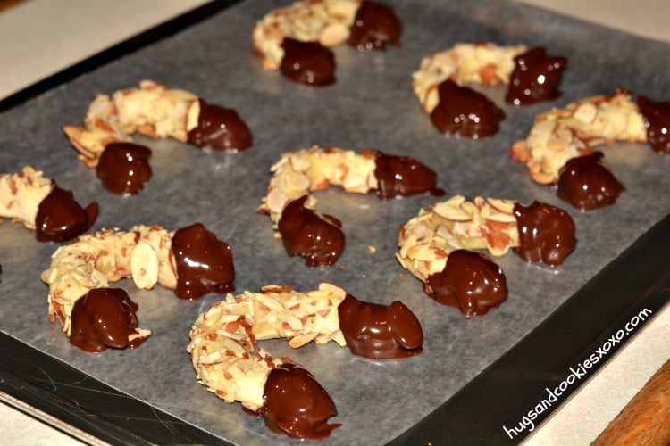 almond horn cookies