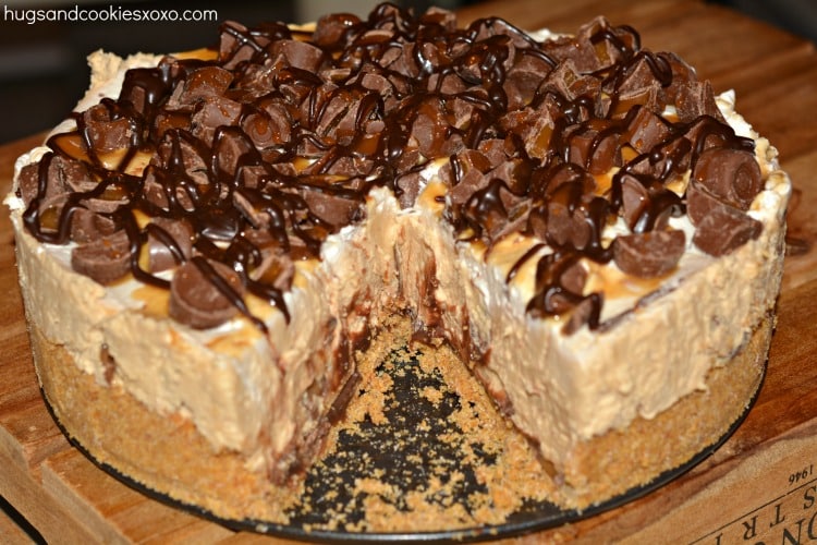 No-Bake Hot Fudge Rolo Cheesecake