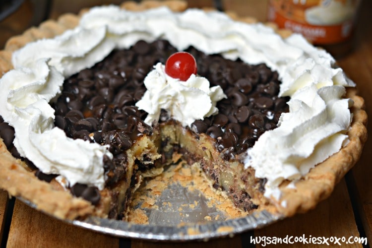 chocolate chip caramel cookie pie