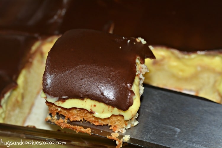 boston cream pie pudding slice