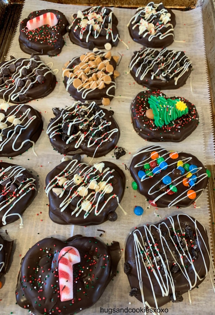 Fabulous Chocolate Dipped Pretzels Hugs And Cookies Xoxo 