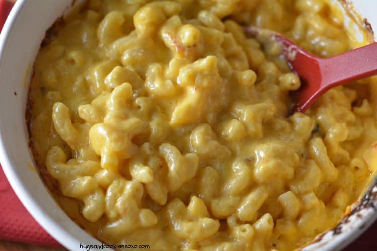 mac and creamy cheese