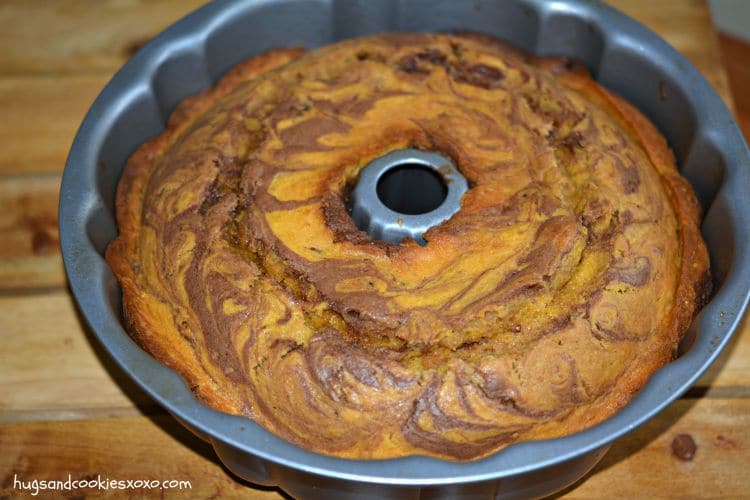 pumpkin bundt cake chocolate swirl