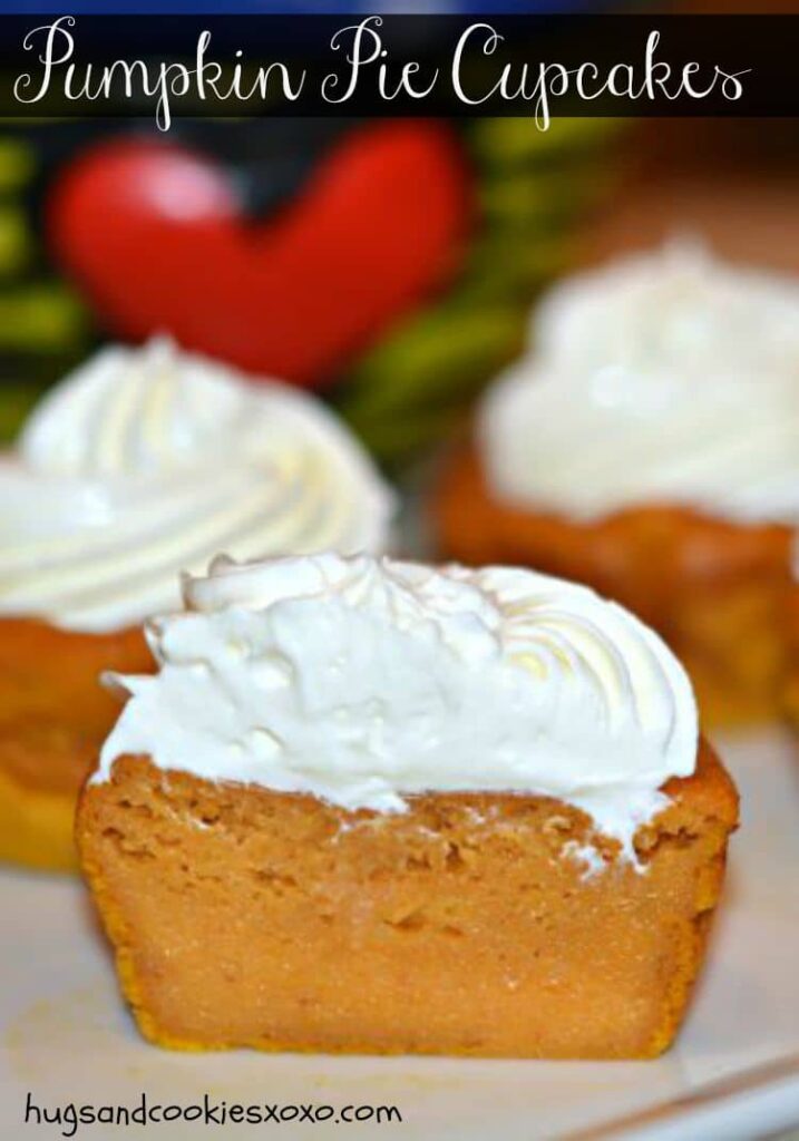 pumpkin cupcakes whipped cream topping