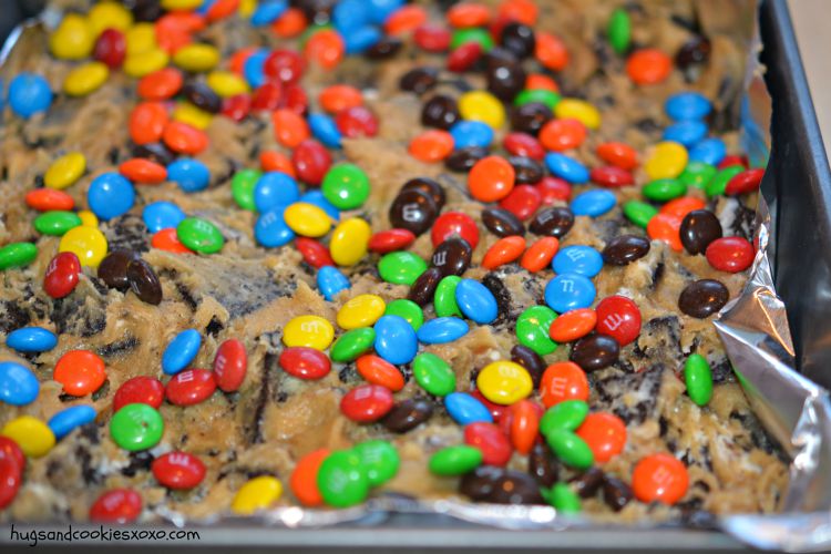 m and m oreo bars