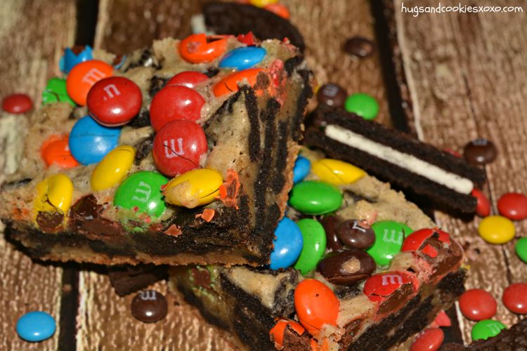 m and m oreo chunk bars