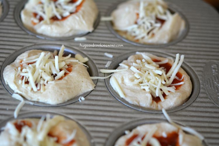 pizza muffins