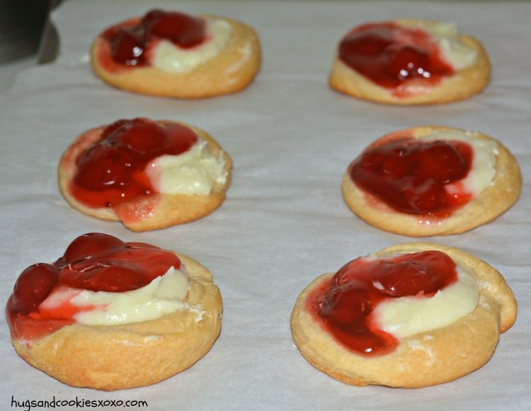 cherry danish cheese