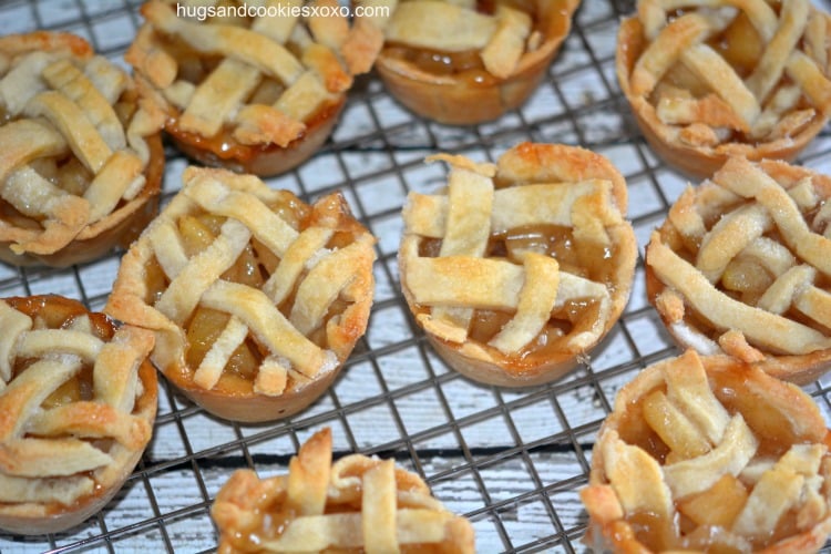 apple pies baked