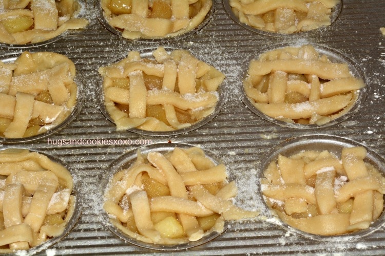 apple pies