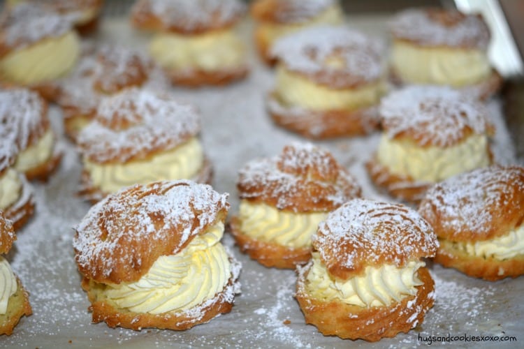 delizia cream filled puff pastry