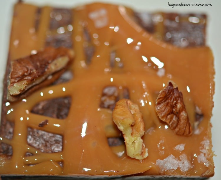 turtle fudge with caramel