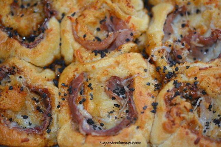 prosciutto cheese rolls