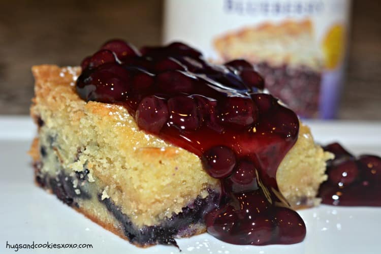 blueberry slice crumb cake