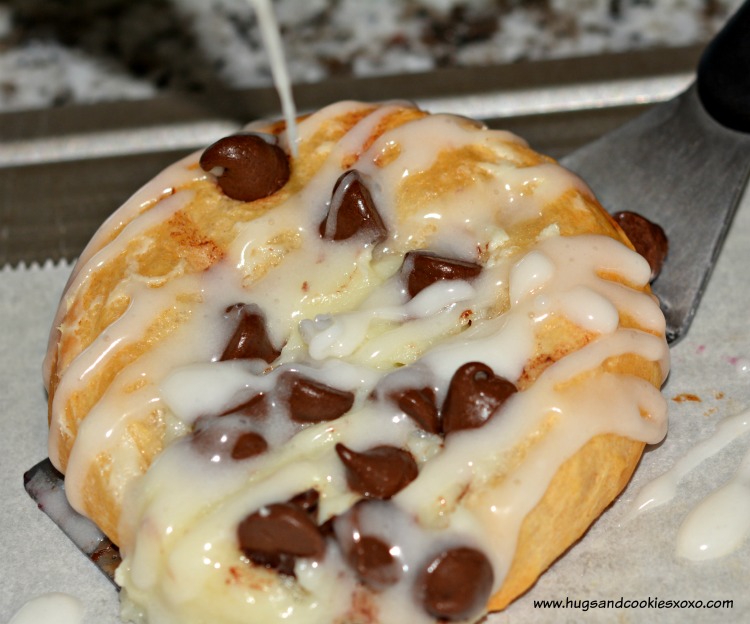 Easy Chocolate Chip Cheese Danish - Hugs and Cookies XOXO