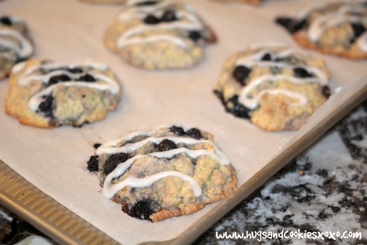 blueberry shortcake cookies glazed
