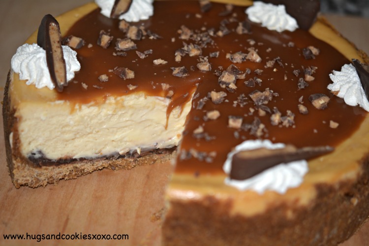 caramel sliced cheesecake with toffee