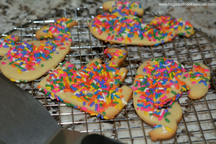 moms sugar cookies sprinkles