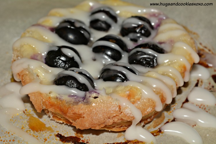 puff pastry danish blueberry