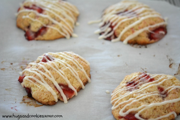 strawberry cookies