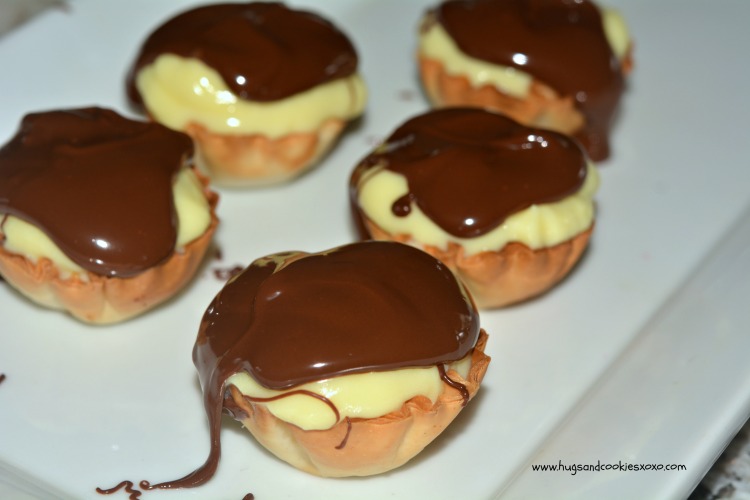 Boston Cream Pie Tarts