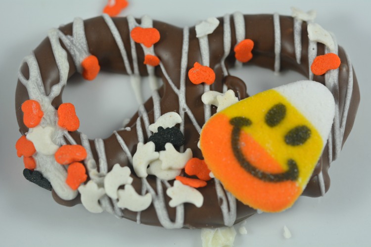 halloween-pretzel