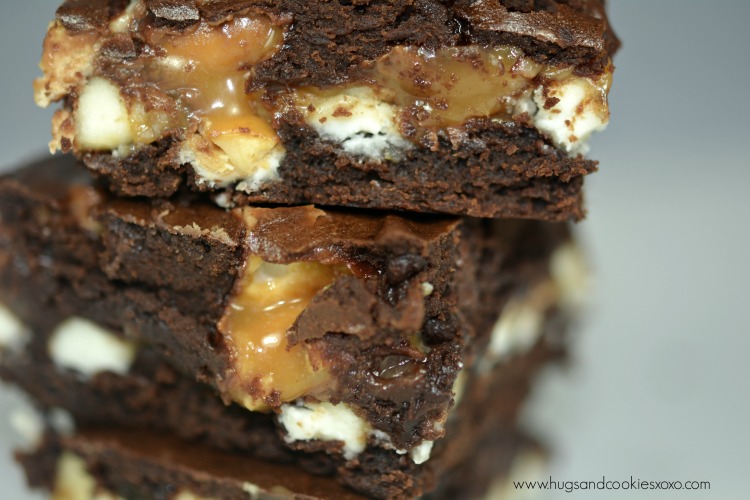 snickers-caramel-brownies