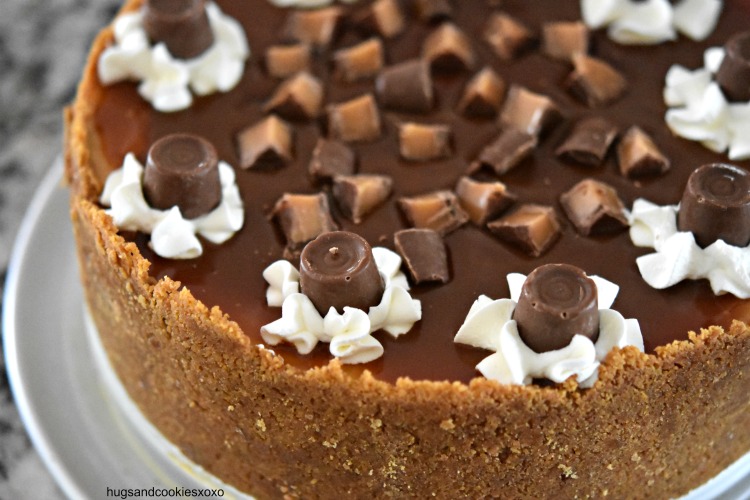 Rolo Cake: Candy-Inspired Chocolate Cake with Gooey Caramel Center