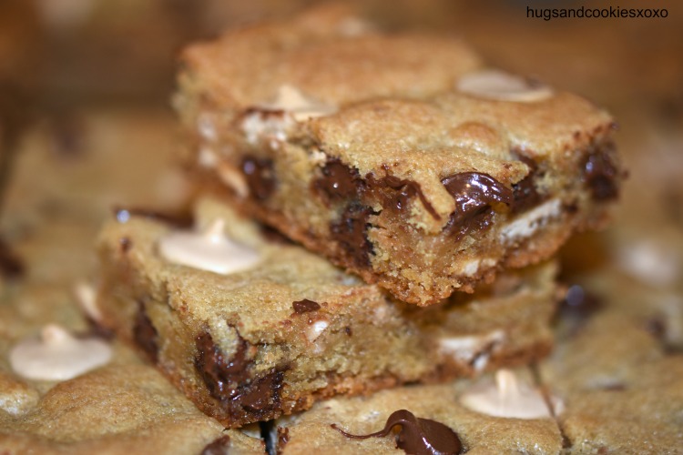 Caramel Chocolate Chip Cookie Bars