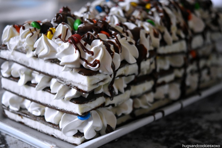 No Bake Ice Cream Sandwich Sundae Cake