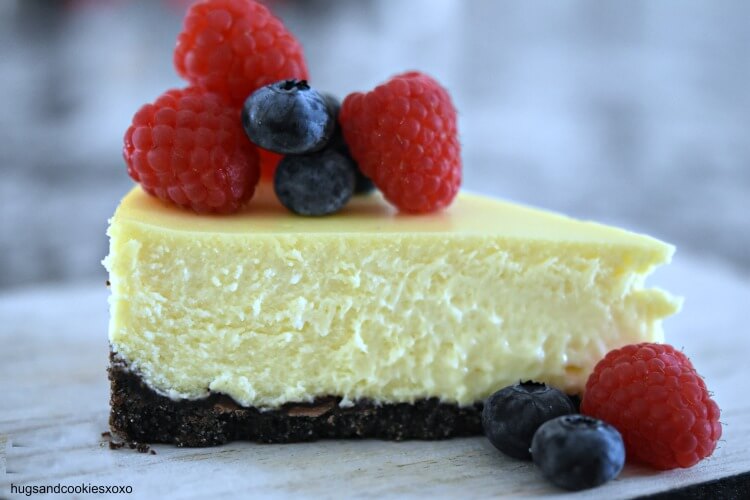 Berry Cheesecake with Double Chocolate Crust