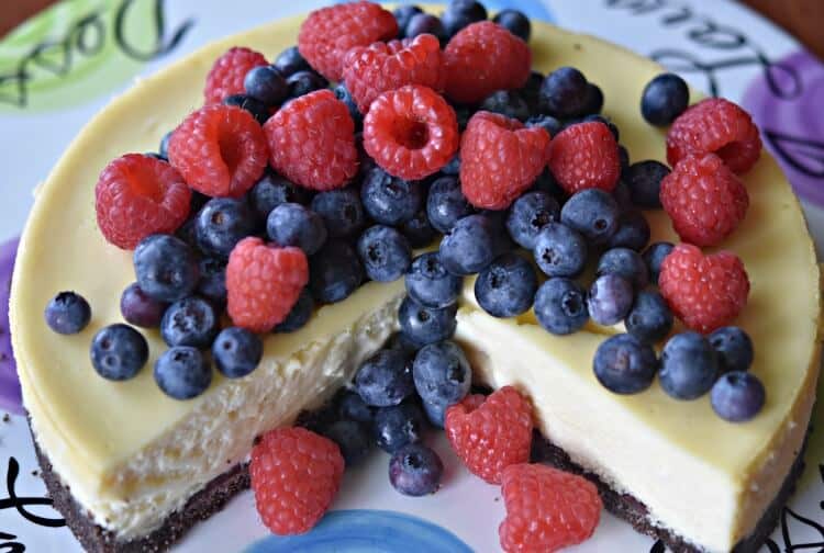 Berry Cheesecake with Double Chocolate Crust