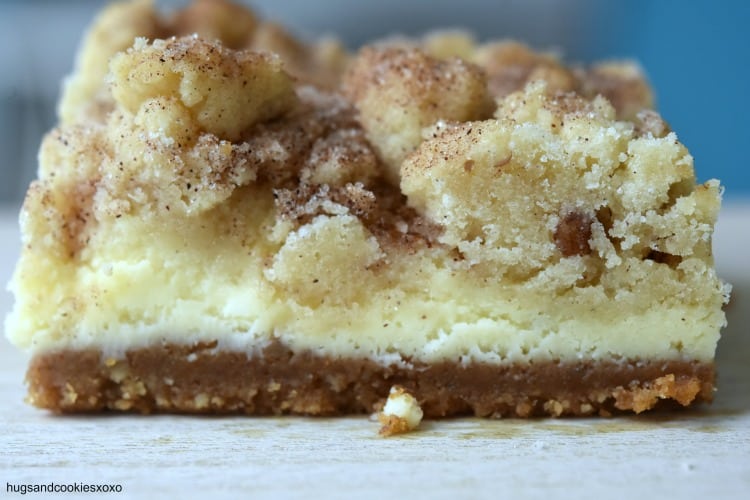 Snickerdoodle Cheesecake Bars