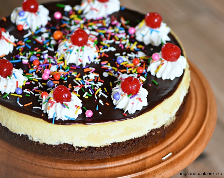 Brownie Sundae Cheesecake