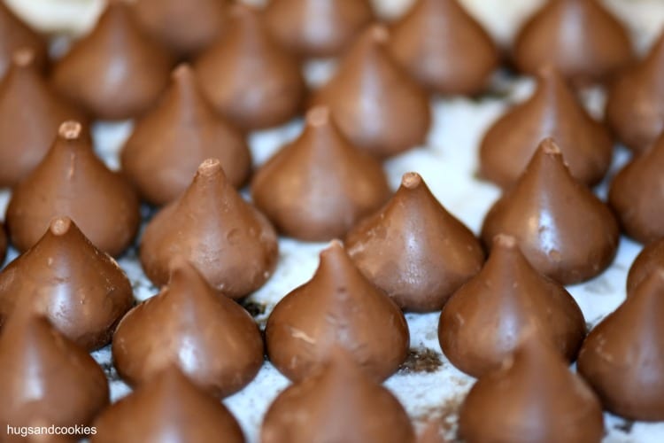 HERSHEY'S KISSES Magical Cookies Recipe