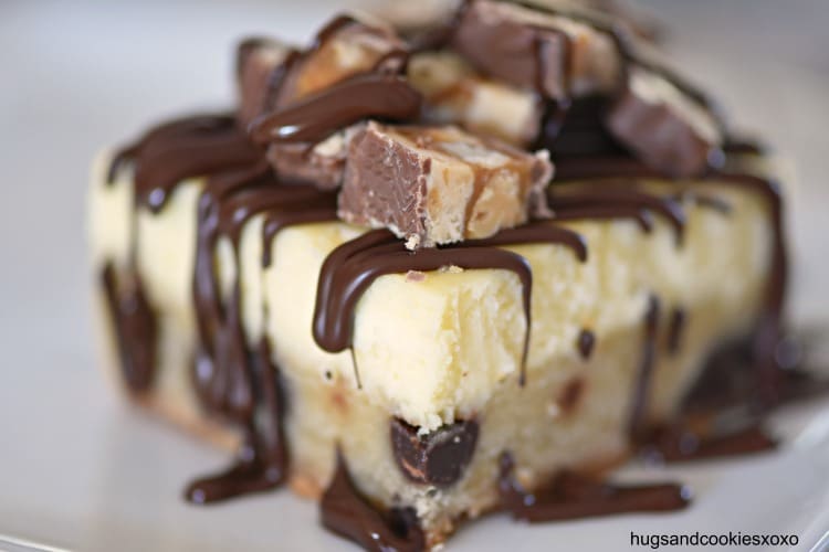 Snickers Chocolate Chip Cookie Cheesecake Bars