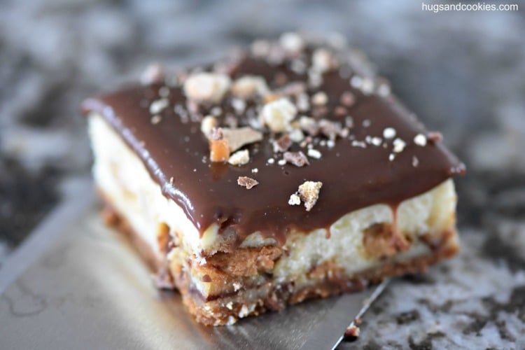 Twix Cheesecake Bars