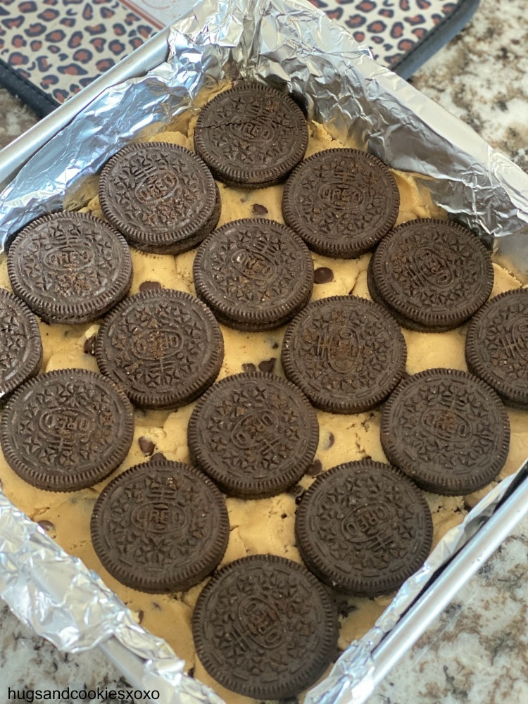 Oreo Cheesecake Bars