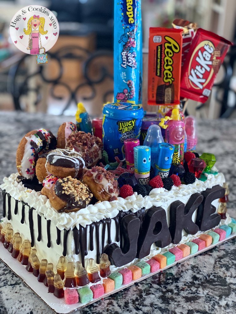 Lollipops & Candy Cake