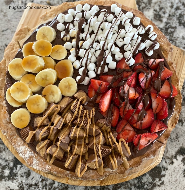 Chocolate Dessert Pizza