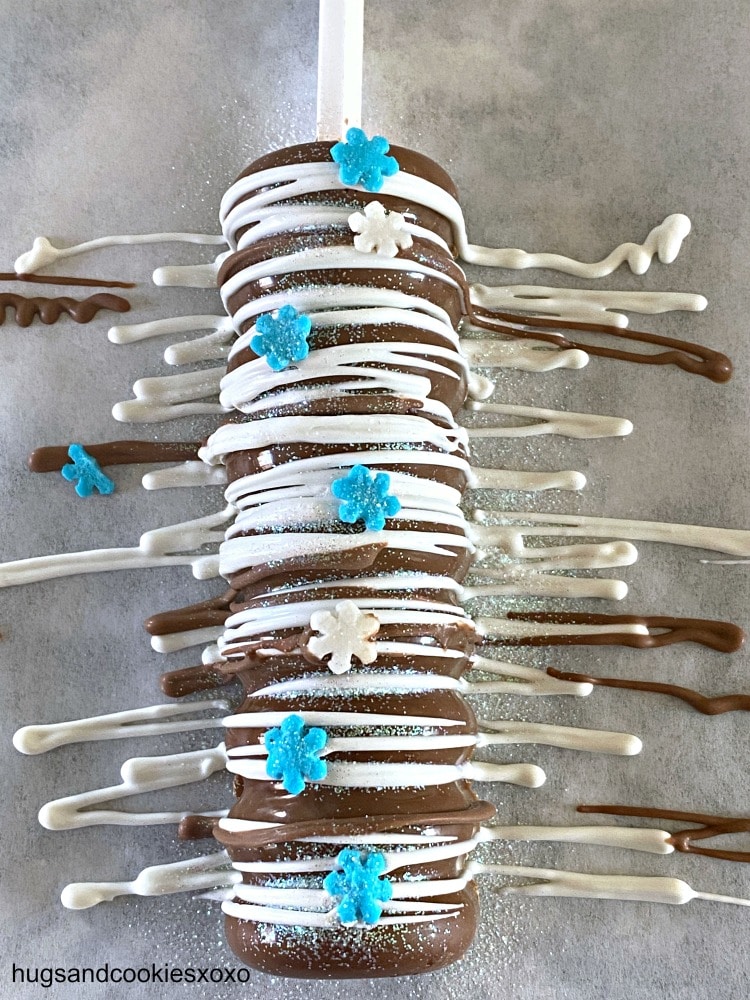 Hot Chocolate Bombs With Edible Sticks