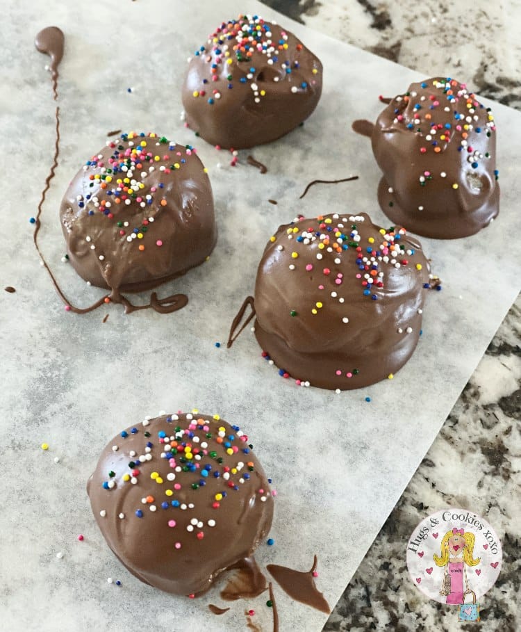 Homemade Cake Truffles