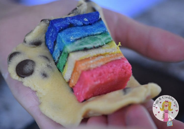 rainbow cookie push pops - the decorated cookie