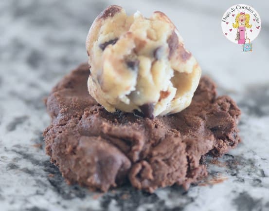 Chocolate Cookies Stuffed With Cookie Dough