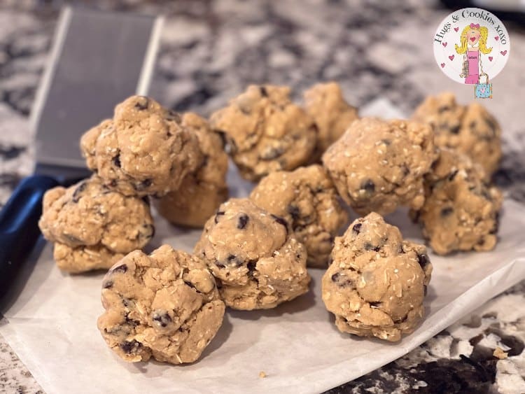 Jumbo Oatmeal Raisin Cookies