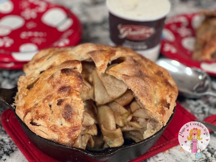 Cast Iron Skillet Apple Pie